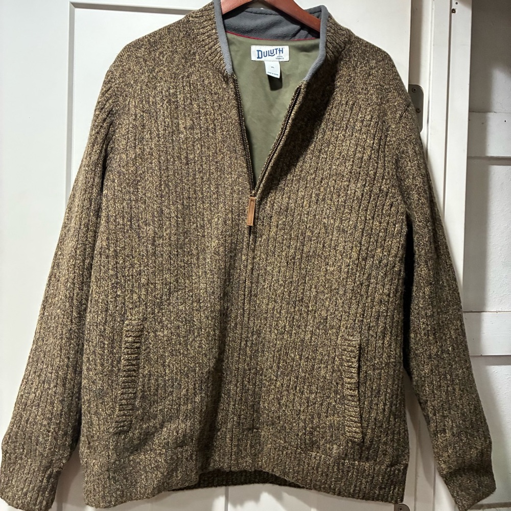 Men's Shetland Wool Windproof Zip Sweater
Color Tarmac XL - Picture 7 of 9